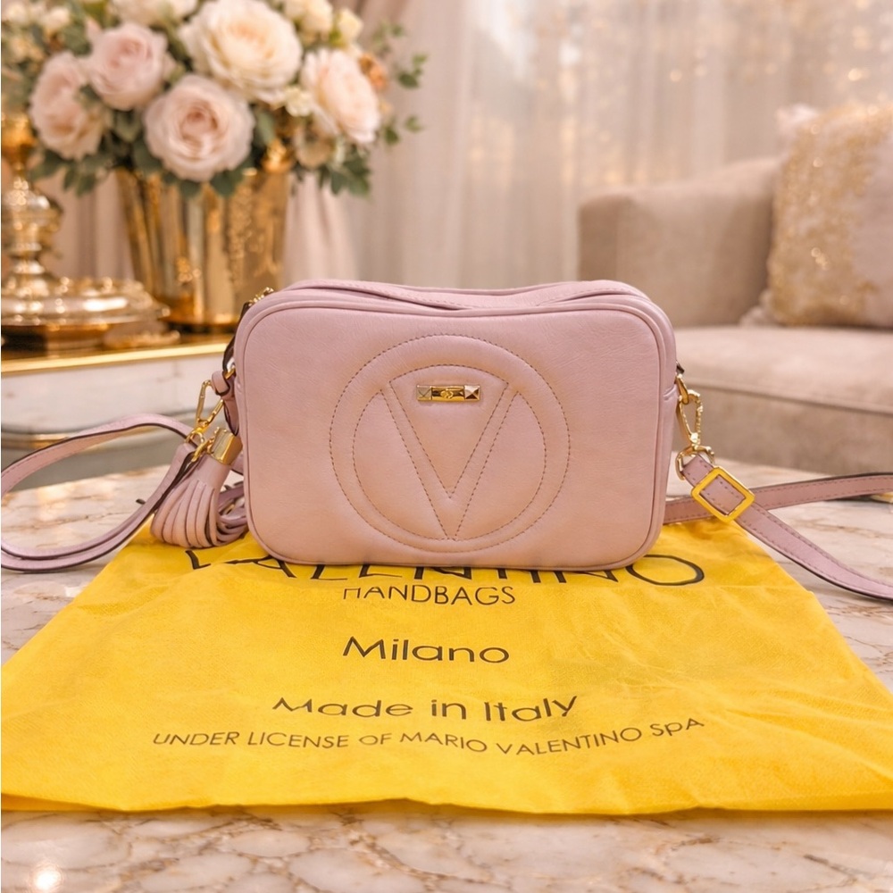 Mario by Mario Valentino Dollaro VLOGO
Leather Crossbody bag